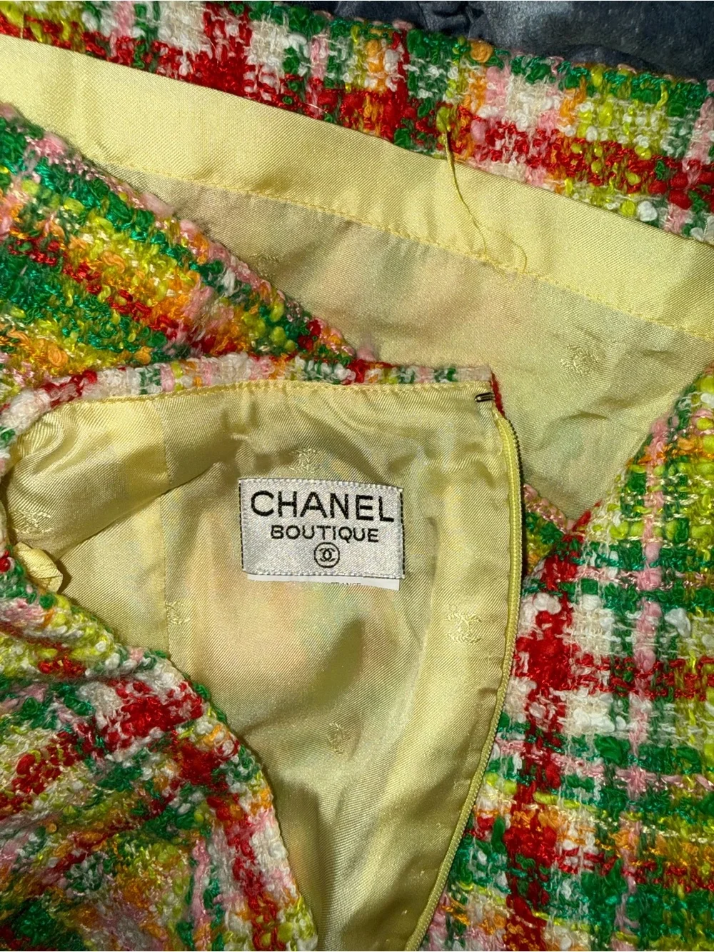 CHANEL Multicolor Plaid Tweed Pencil Skirt in Yellow, Green, Red